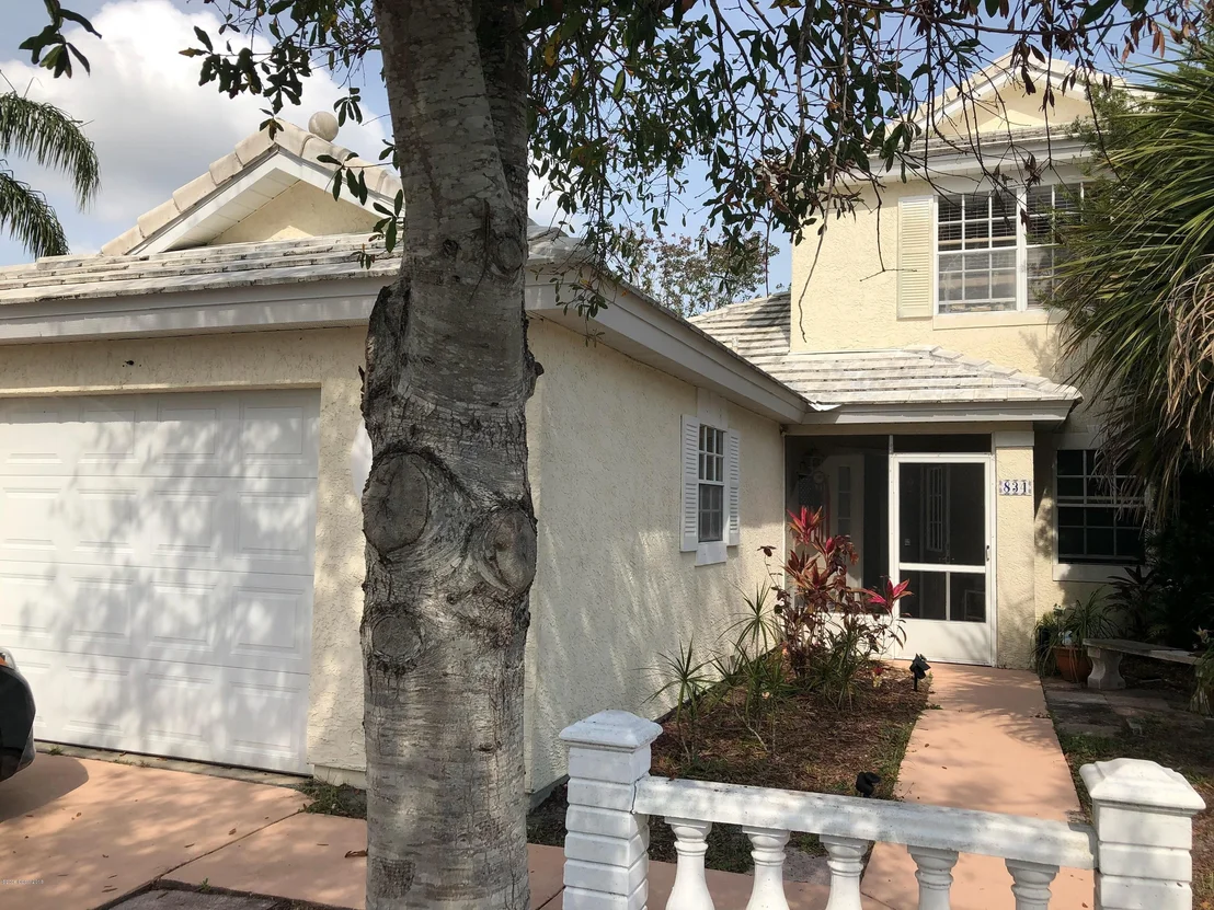 Photo of 834 Wateroak Drive NE
