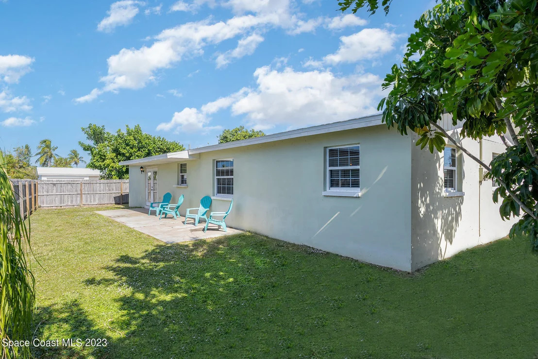 Photo of 947 Bluewater Drive