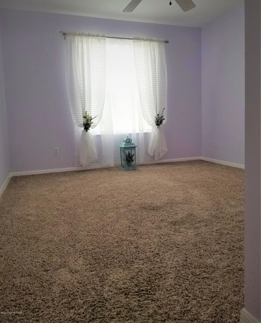 Photo of 667 Autumn Glen Drive