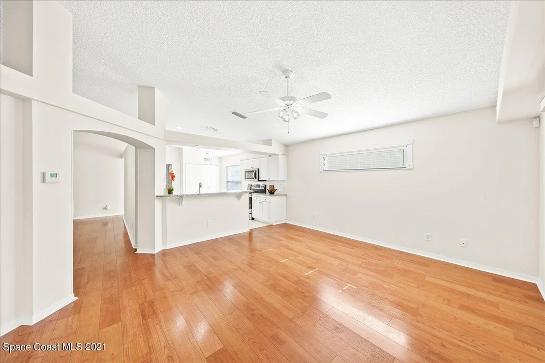 Photo of 8047 Bracken Lane