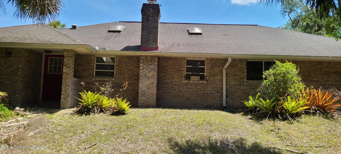 Photo of 2855 Waring Lane