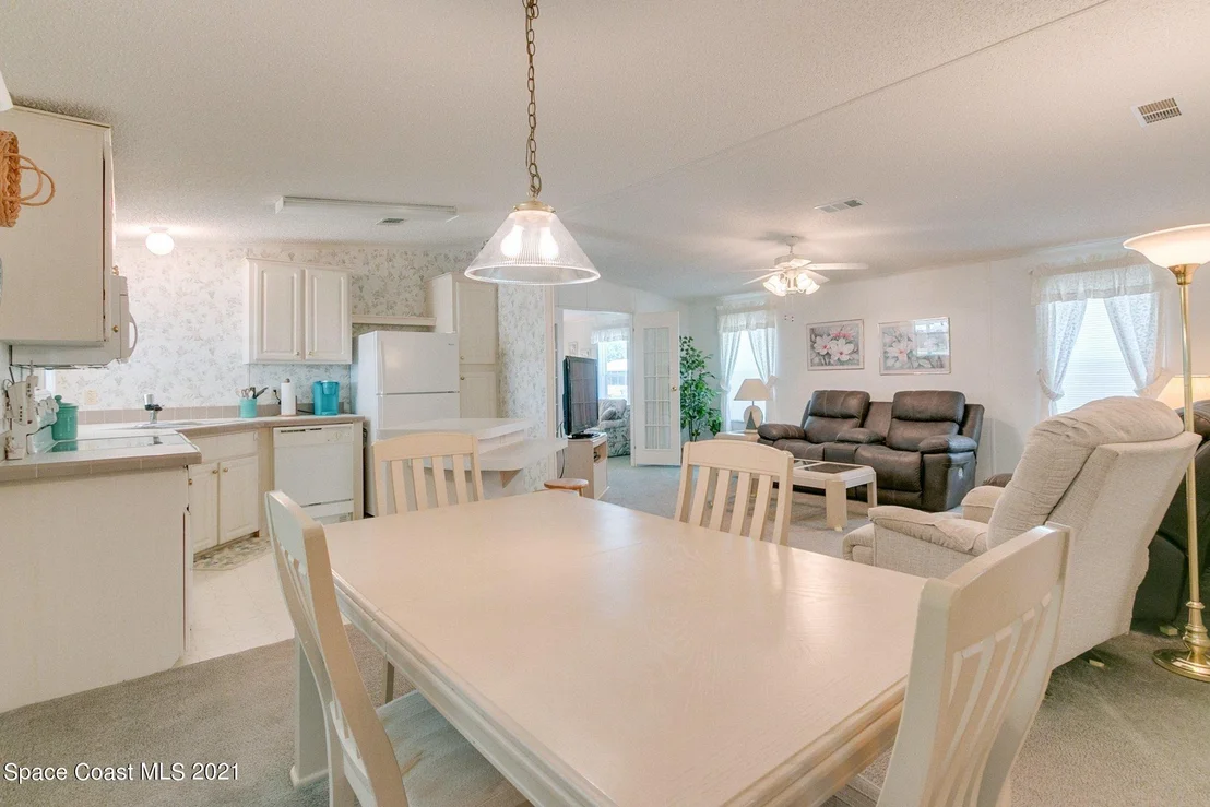 Photo of 7565 Blackhawk Road