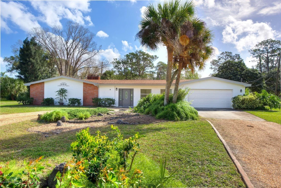 Photo of 8361 Sylvan Drive
