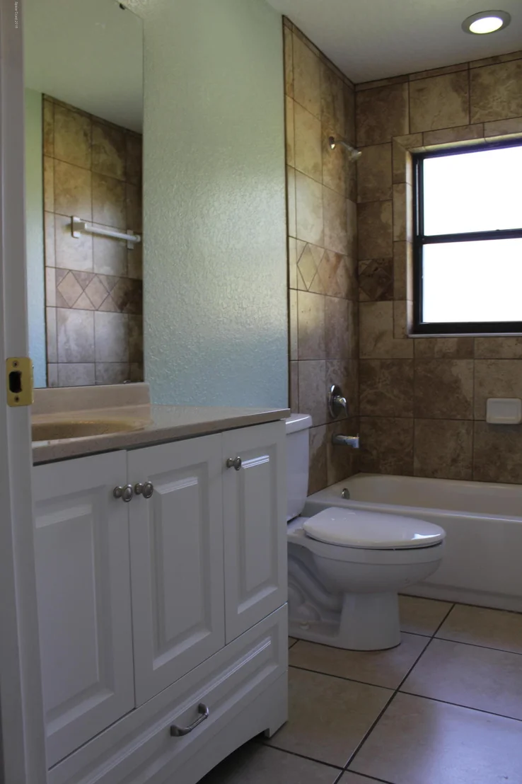 Photo of 2535 Stratford Drive