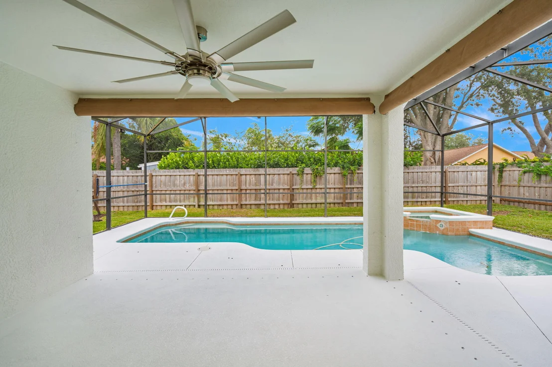 Photo of 1014 Pelican Lane