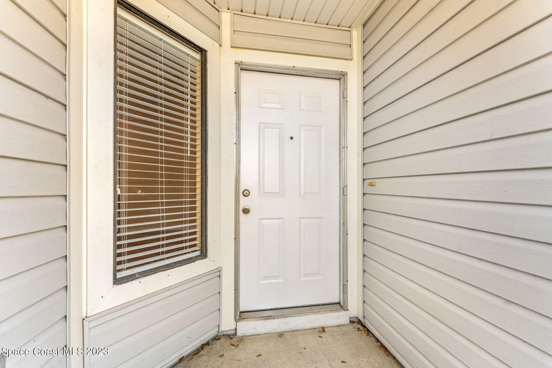 Photo of 770 White Pine Avenue