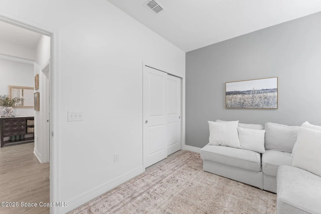 Photo of 975 Potenza Drive