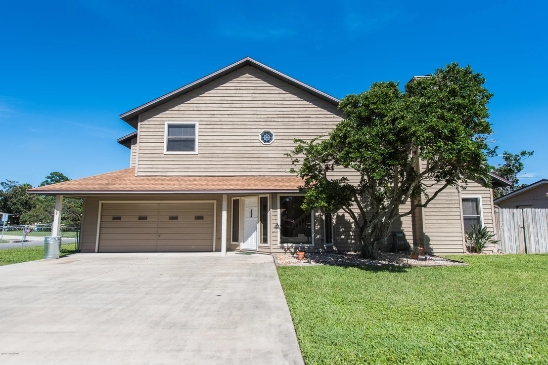 Photo of 1708 Fairway Lane