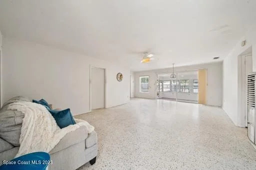 Photo of 412 Par Avenue