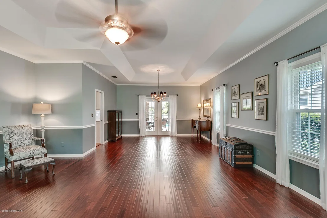 Photo of 685 Woodbridge Drive