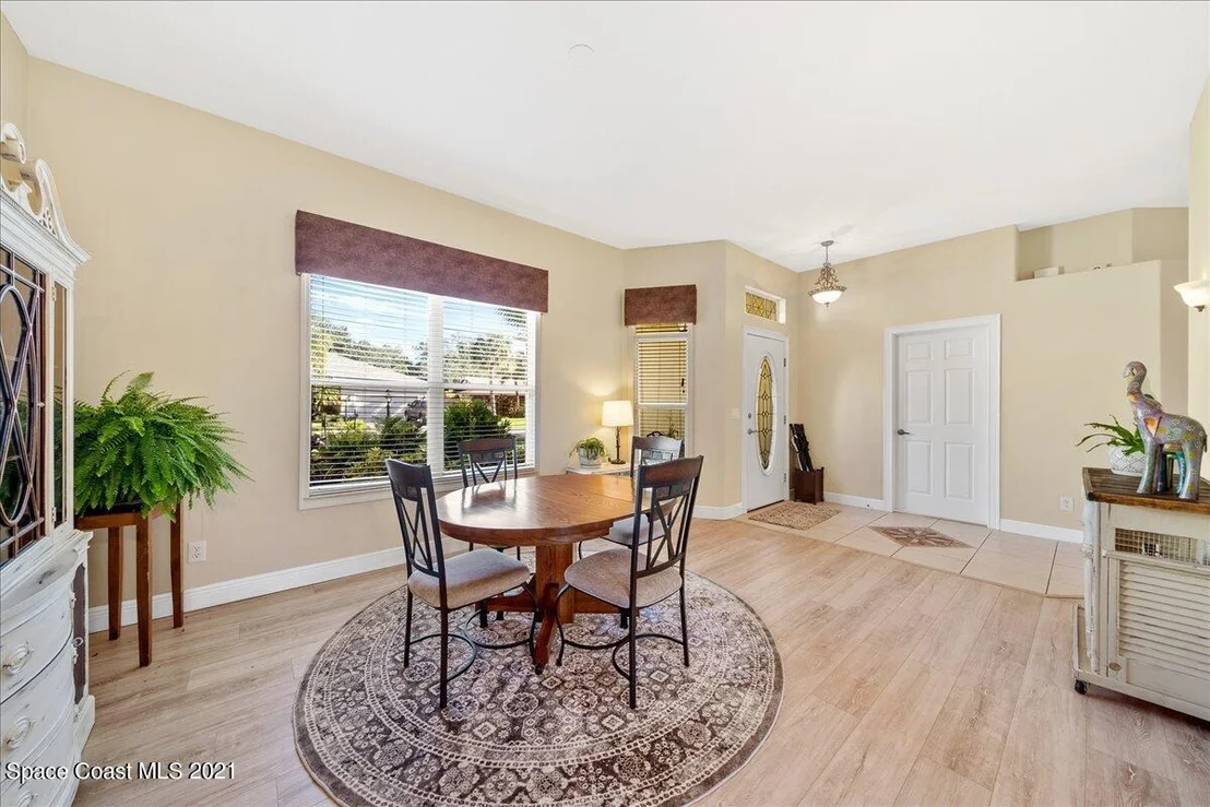Photo of 1150 Spring Oak Drive