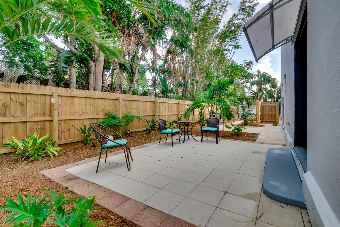 Photo of 421 6th Avenue