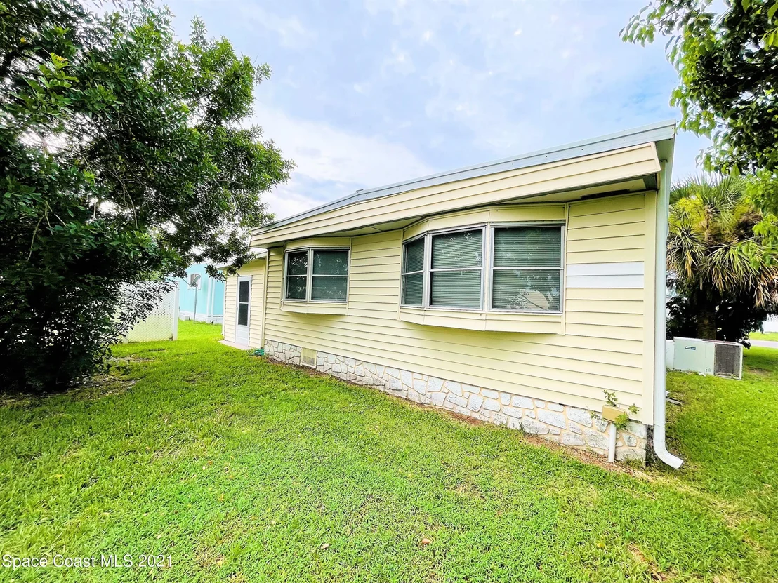 Photo of 915 Pecan Circle