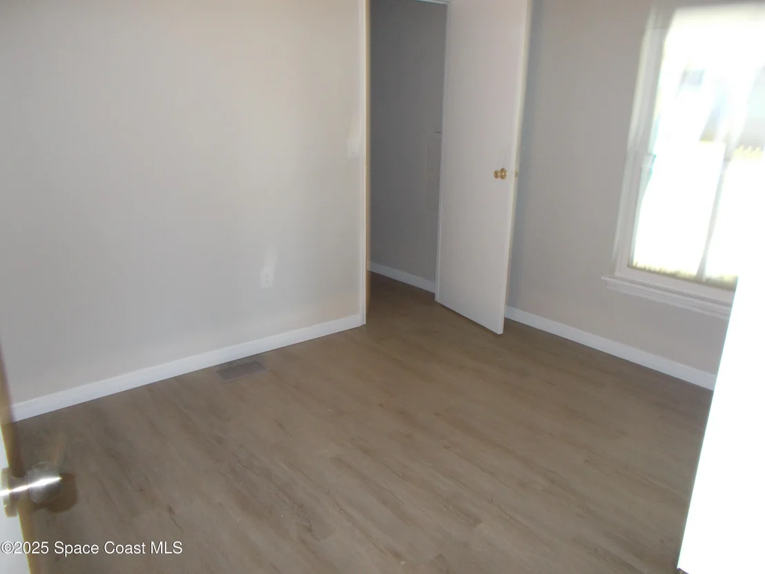Photo of 619 Sea Gull Drive W
