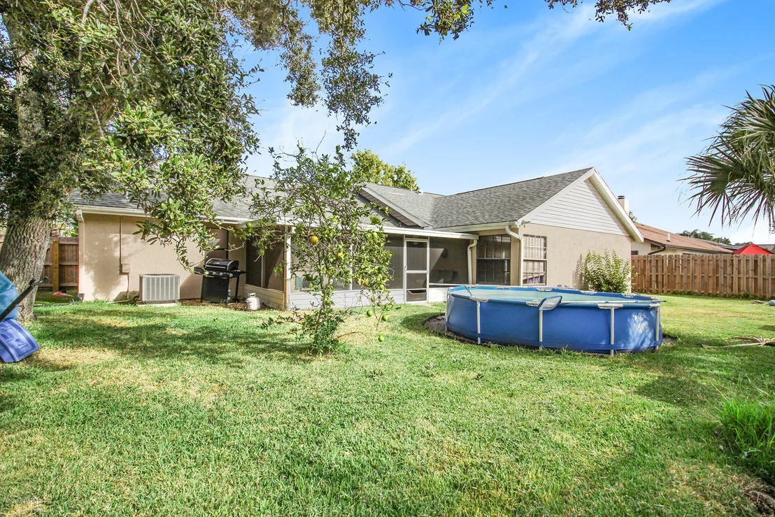 Photo of 1241 Walnut Grove Way