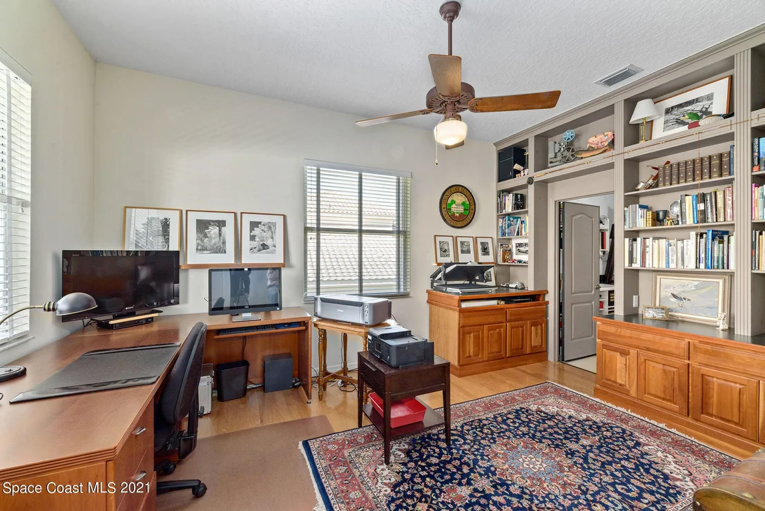 Photo of 176 Bayshore Drive
