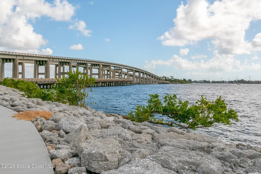 Photo of 409 Rockledge Drive