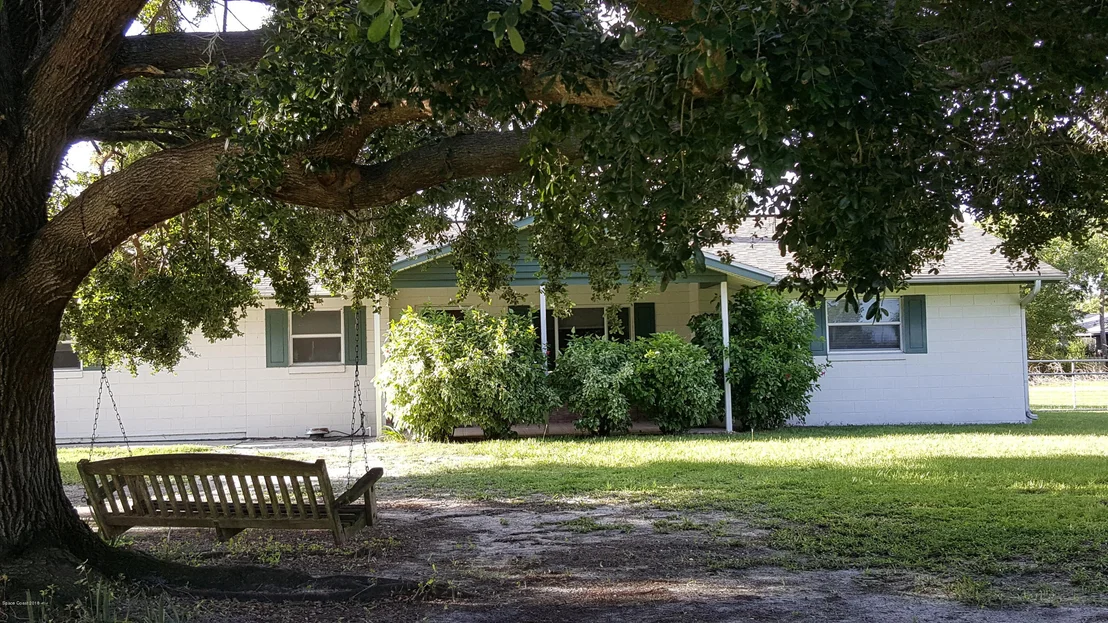 Photo of 1995 Cox Road