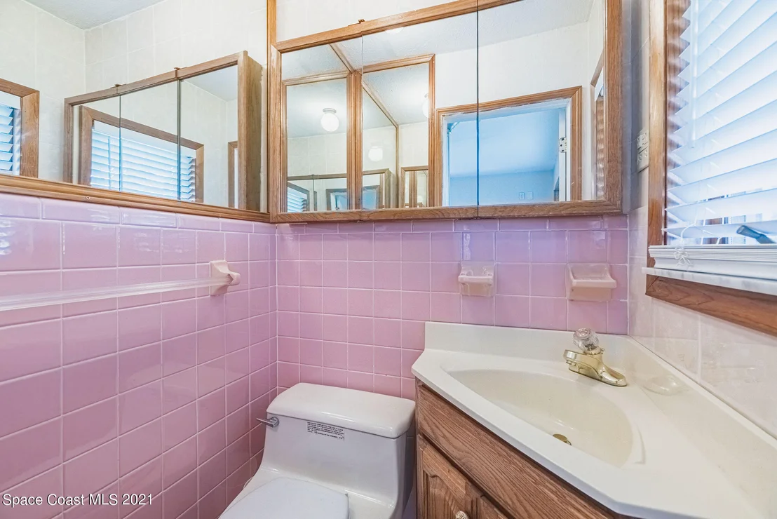 Photo of 1545 Echo Drive