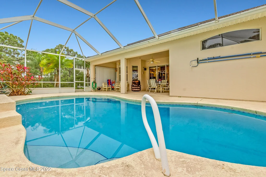 Photo of 796 Suntree Woods Drive