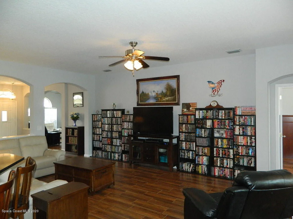 Photo of 1773 Ladderback Court