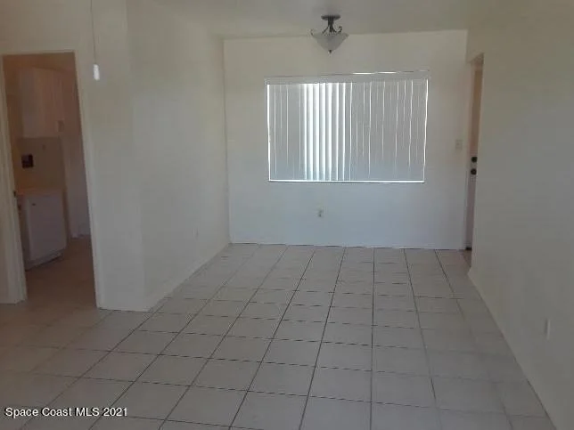 Photo of 2956 Kosuth Road NE