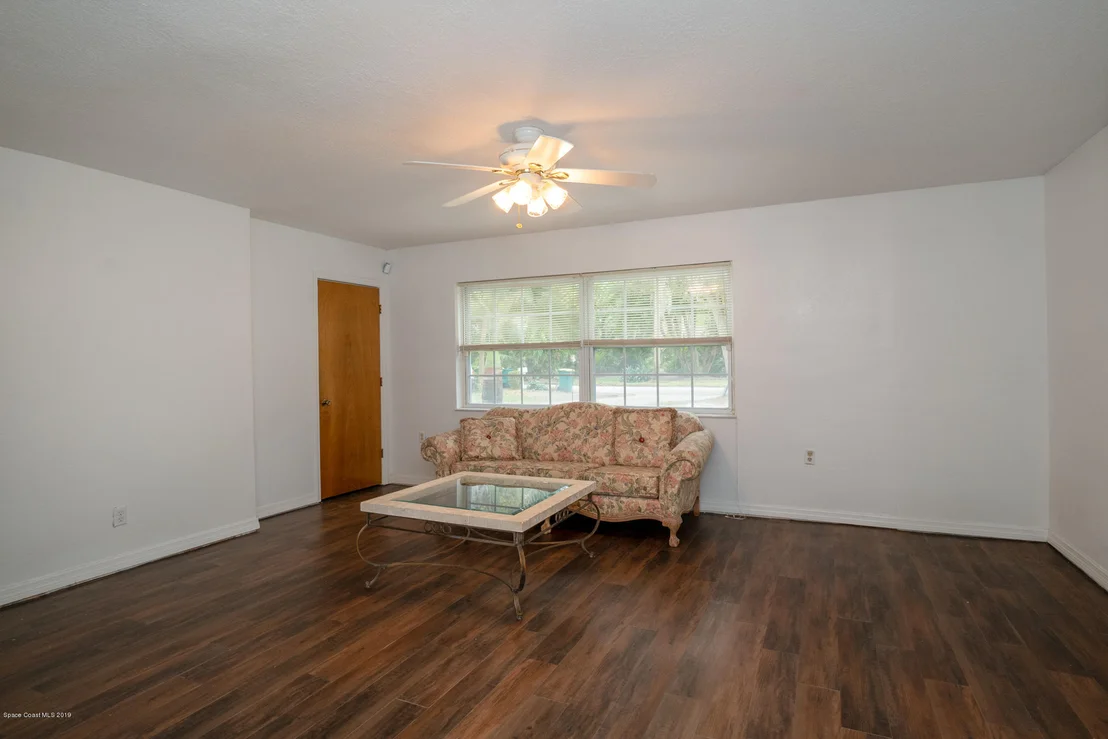 Photo of 720 Central Boulevard