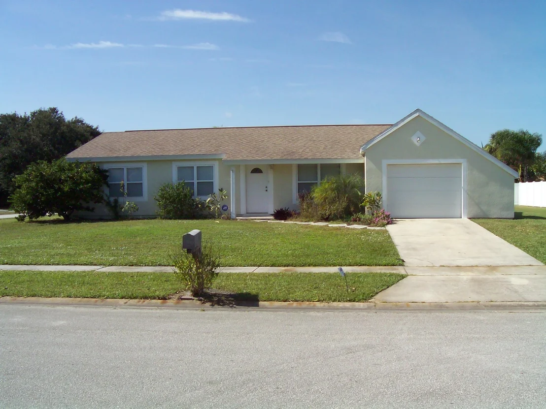 Photo of 1513 NE Creel Road