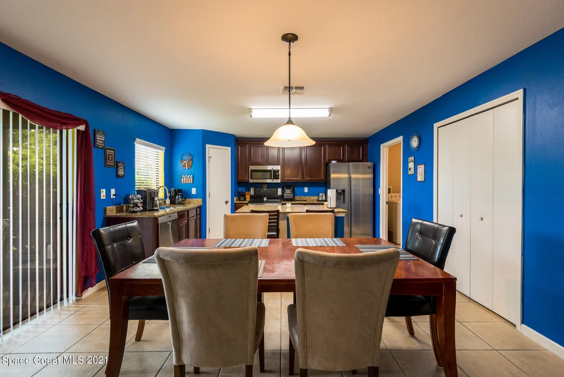 Photo of 245 Dryden Circle