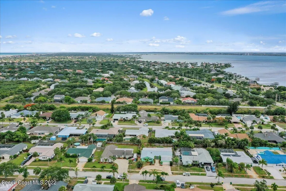 Photo of 239 Sand Pine Road