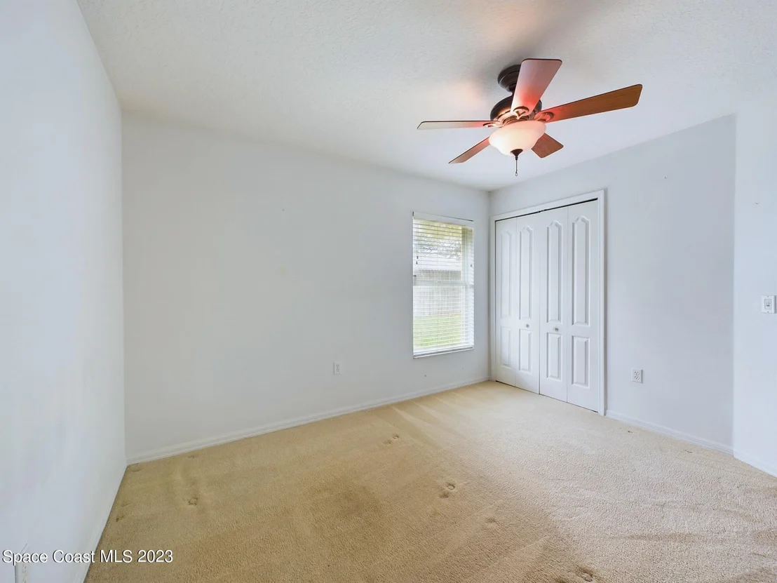 Photo of 1211 Meadow Lake Road