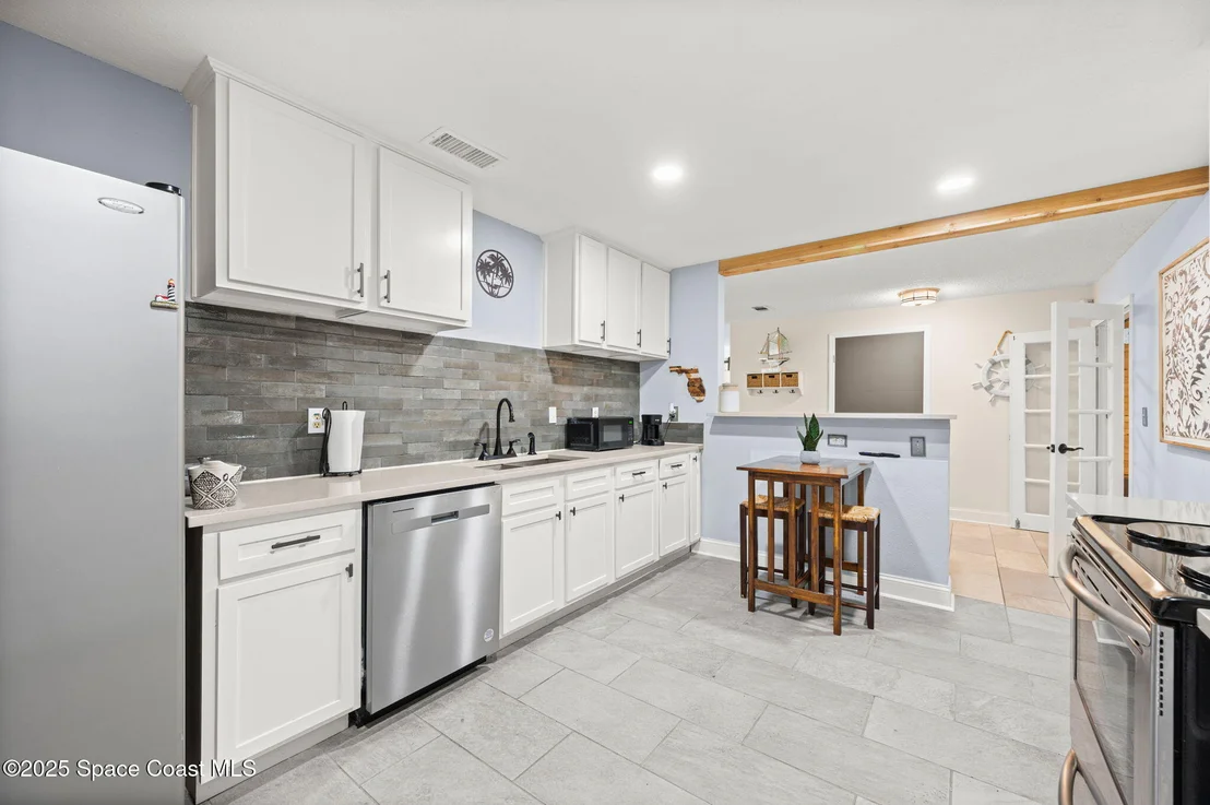 Photo of 6444 Pleasant Avenue
