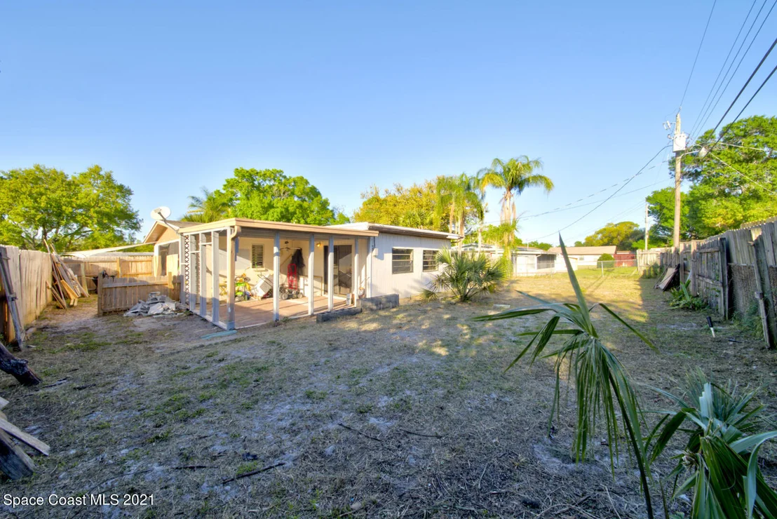 Photo of 1213 Vassar Lane