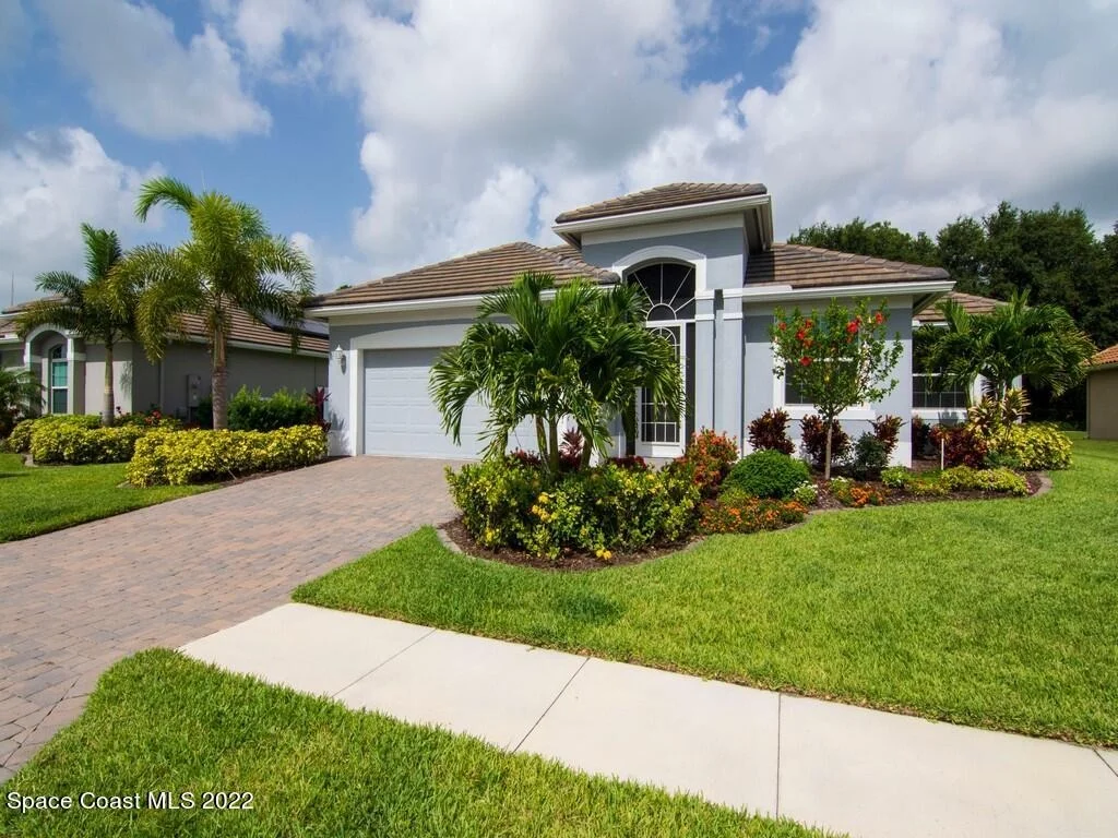 Photo of 6077 Graysen Sq Square