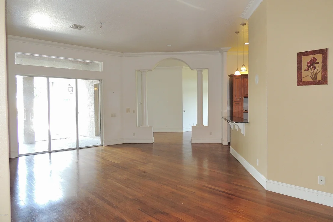 Photo of 1120 NE Riviera Drive