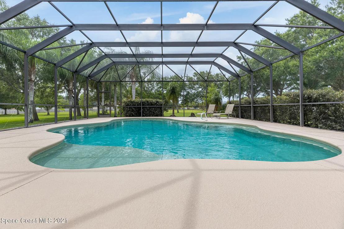 Photo of 1220 Tuckaway Drive