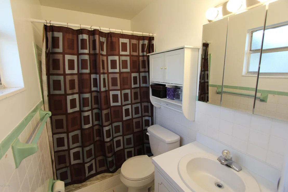 Photo of 983 Sarazen Drive