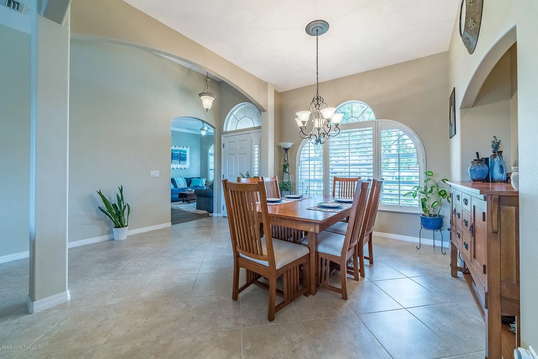 Photo of 1137 Stockbridge Way