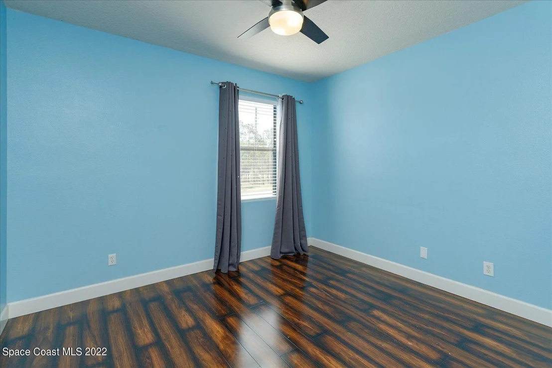 Photo of 1480 Talon Way