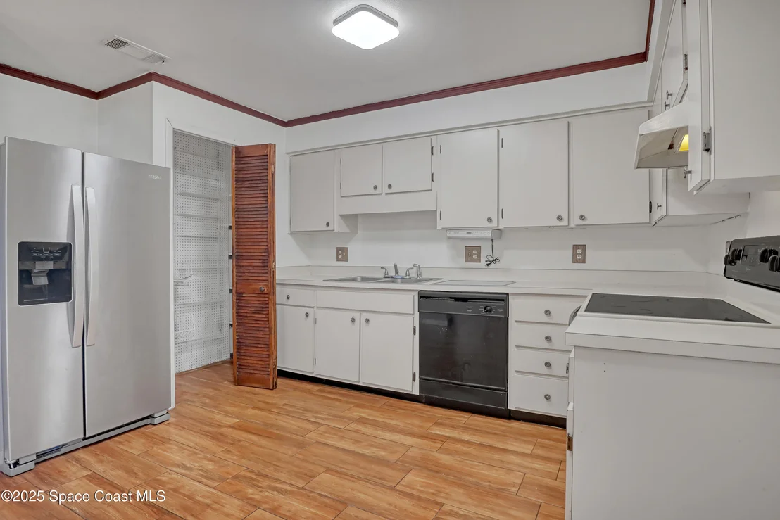 Photo of 210 Applewood Circle