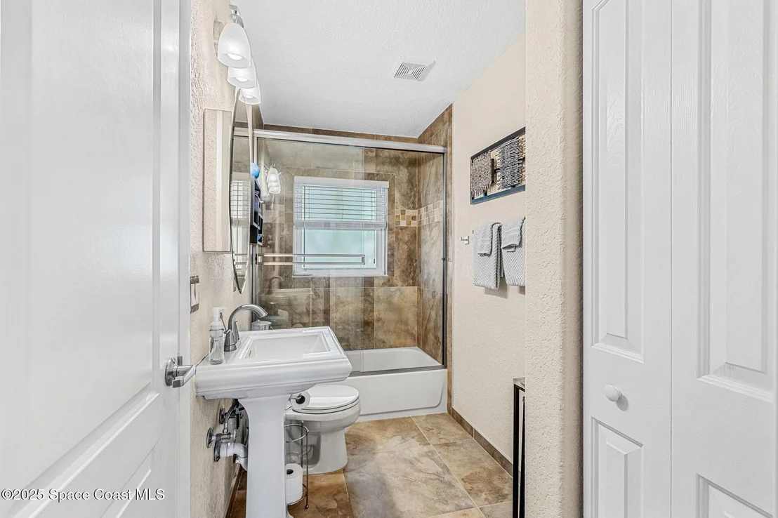 Photo of 561 Capri Road