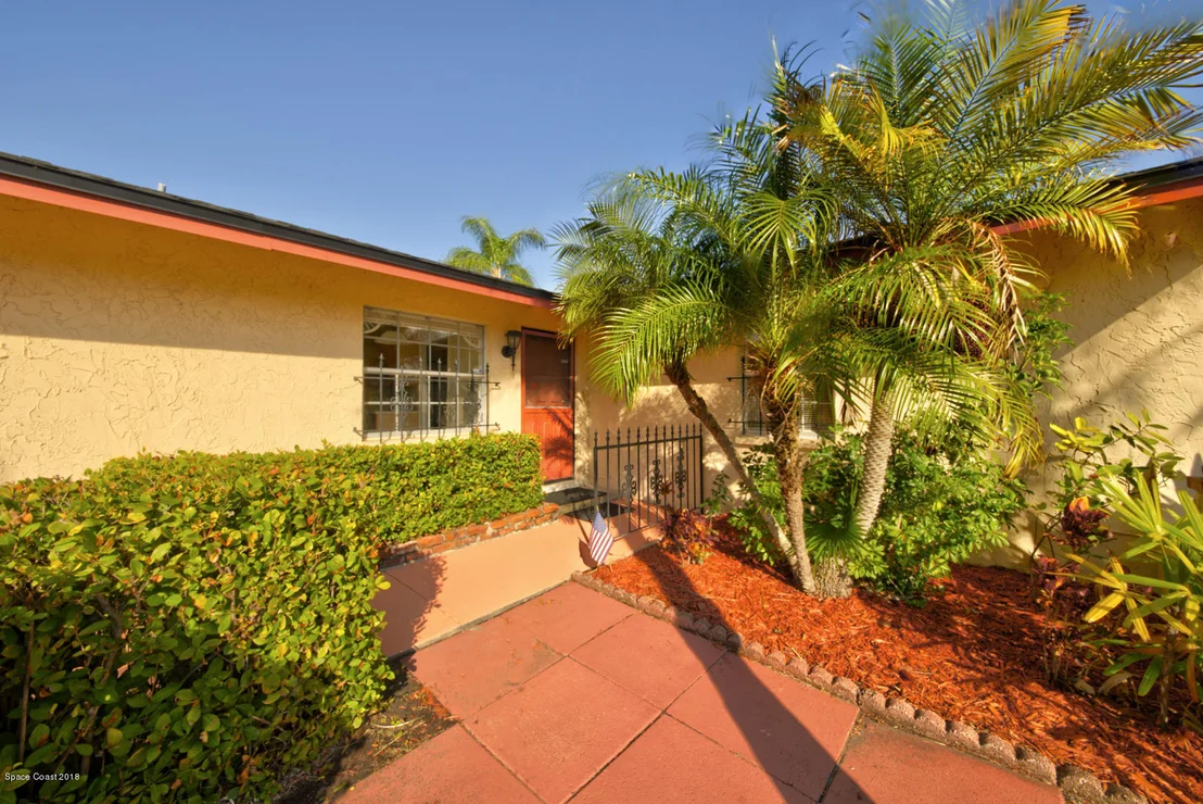 Photo of 356 Dorset Drive