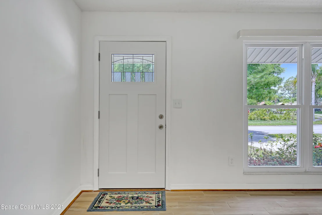 Photo of 1415 Cindy Circle NE
