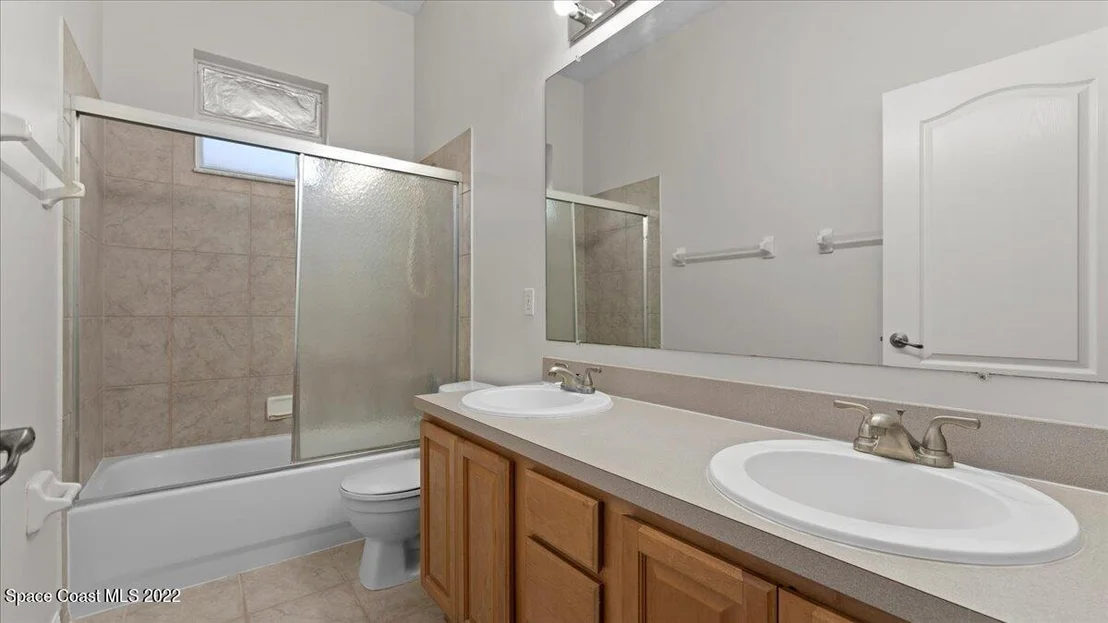Photo of 5947 Newbury Circle