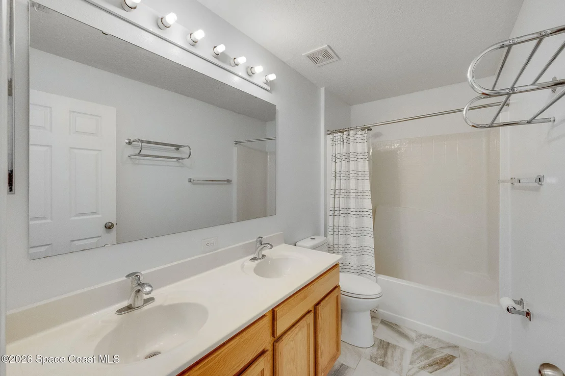 Photo of 2041 Brookshire Circle