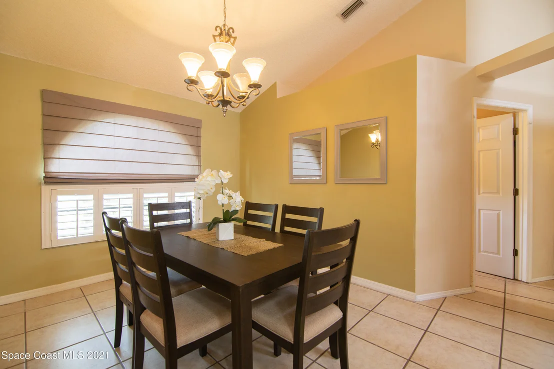 Photo of 928 Osprey Lane