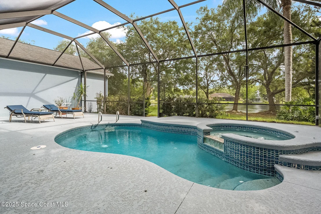 Photo of 4741 Canard Road