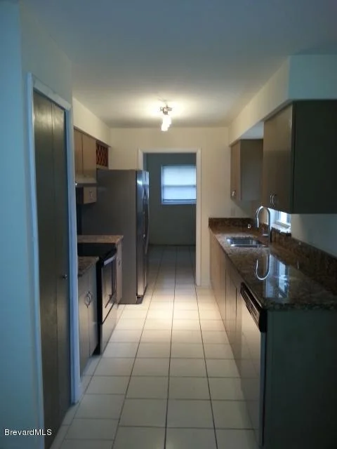 Photo of 6790 Sandhill Drive