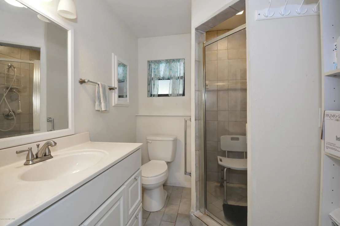 Photo of 7820 Sheridan Road