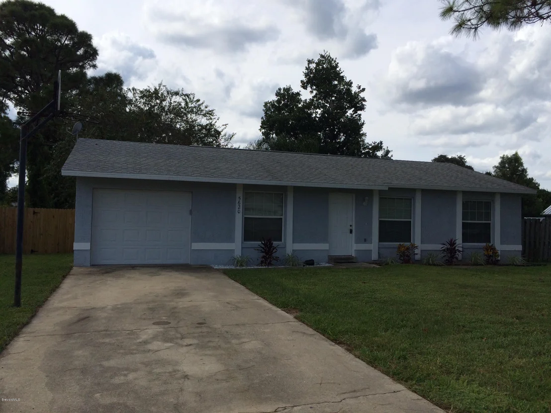 Photo of 5620 Holden Road